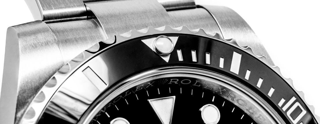 How to Use the Unidirectional Bezel on the Rolex Submariner: Step-by-Step Gallery & Guide