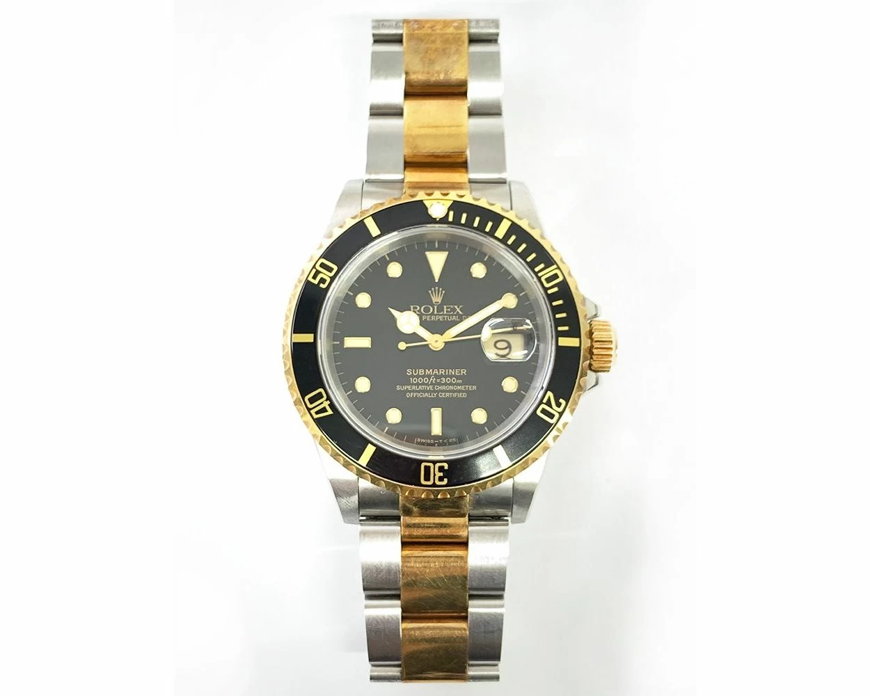 Rolex Submariner Date Black Dial Black Bezel Steel Gold 16613