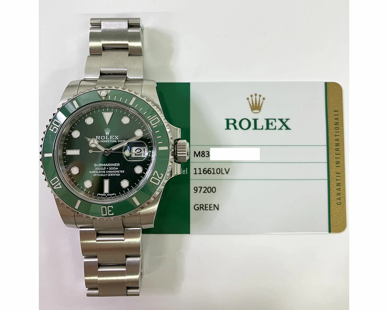 Rolex Submariner Date Green Hulk 40mm 116610LV 2019 Full Kit for