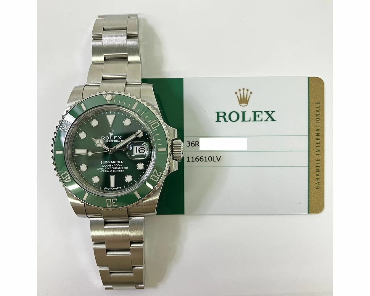 Rolex Submariner Hulk 40mm Green Ceramic Bezel Green Dial Oyster Steel  Box and Card 116610LV