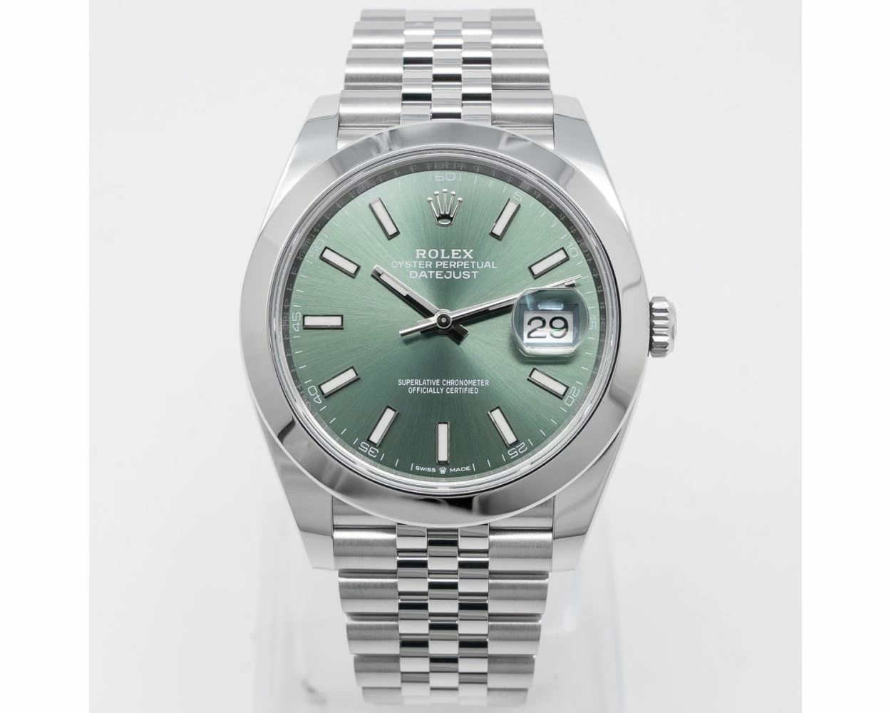 Oyster perpetual datejust green top