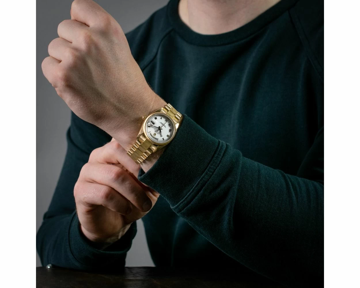Rolex day date yellow gold white dial store