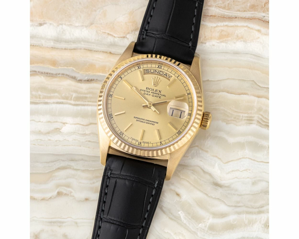 Rolex Day Date 36 Leather Strap Champagne Dial Yellow Gold 18238 Box Only Watch Chest Renewed
