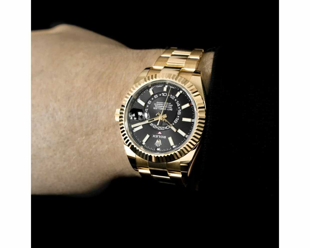 Buy Genuine Used Rolex Sky-Dweller 326938 Watch - Bright