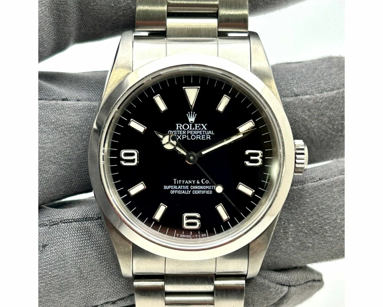 90's ROLEX EXPLORER Ref.14270 N番 The Complete Guide to the Rolex Explorer 14270