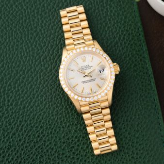 Rolex Lady-Datejust 26 69138, Yellow Gold, Silver Dial, President Bracelet