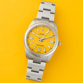 Rolex Oyster Perpetual 41 124300-0004, Yellow Dial, Oyster Bracelet