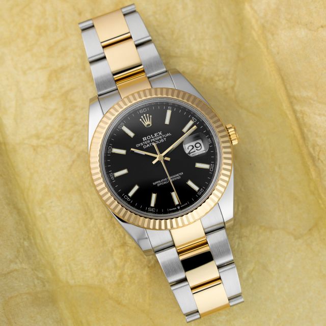 Rolex Datejust 41 126333, Steel & Yellow Gold, Black Dial, Oyster Bracelet