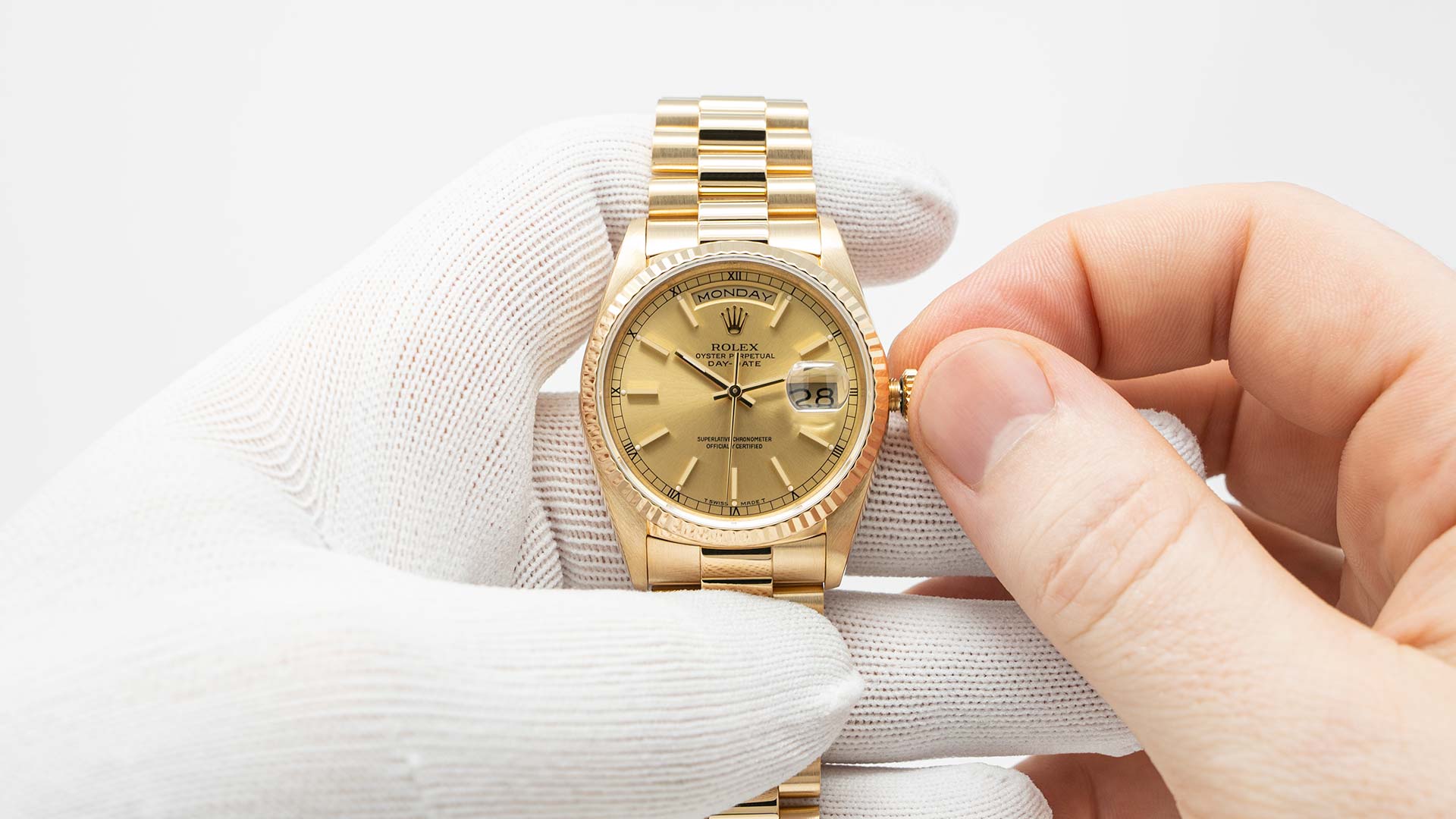 Final inspection of a Rolex watch repair Final inspection of a Rolex watch repair